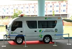BPJS Beri Bantuan 1 Unit Ambulance ke RSUP Kepri