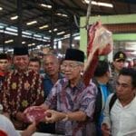 Wakil Walikota Tanjungpinang dan Gubernur Kepri Sidak Pasar Menjelang Idul Fitri Wakil Walikota Tanjungpinang dan Gubernur Kepri Sidak Pasar Menjelang Idul Fitri