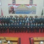 Ketua Pengadilan Negeri Batam Mengambil Sumpah Anggota DPRD Batam Yang Baru Ketua Pengadilan Negeri Batam Mengambil Sumpah Anggota DPRD Batam Yang Baru