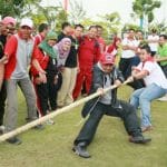 Walikota Tanjungpinang dan SKPD Pemko Tanjungpinang Lomba Tarik Tambang