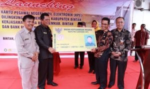 Pemkab Bintan Luncurkan Kartu Pegawai Elektronik Pemkab Bintan Luncurkan Kartu Pegawai Elektronik