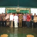 Mempertahankan Nilai Budaya Daerah Adalah Ciri Khas Pegawai Teladan