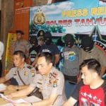 Komplotan Perampok Gudang Sembako di Bekuk Tim Buser Satreskrim Tanjungpinang Komplotan Perampok Gudang Sembako di Bekuk Tim Buser Satreskrim Tanjungpinang