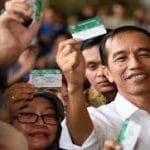 Warga Batam Dapat Kartu Sakti Dari Presiden Jokowi Warga Batam Dapat Kartu Sakti Dari Presiden Jokowi
