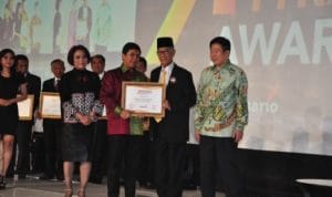 Pemenang Indonesia Attractiveness Award 2015, di Raih Provinsi Kepri Pemenang Indonesia Attractiveness Award 2015, di Raih Provinsi Kepri