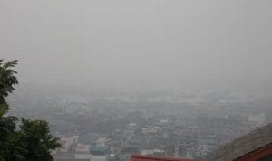 Kabut Asap Kiriman Mulai Menyelimuti Kota Tanjungpinang Kabut Asap Kiriman Mulai Menyelimuti Kota Tanjungpinang