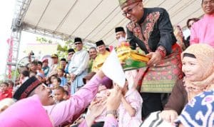 Pemko Tanjungpinang Gelar Pawai Budaya Pemko Tanjungpinang Gelar Pawai Budaya