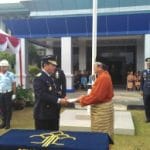 Masyarakat Bintan Terima Bantuan di Hari Dharma Karyadhika