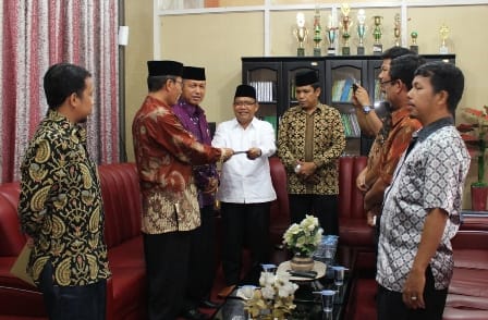 SK Plt Kakankemenag Padang Pariaman Diserahkan