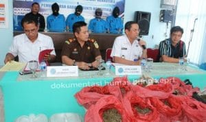 Ganja 10.640 Gram Dari Jaringan Aceh Diamankan BNNP Kepri Ganja 10.640 Gram Dari Jaringan Aceh Diamankan BNNP Kepri