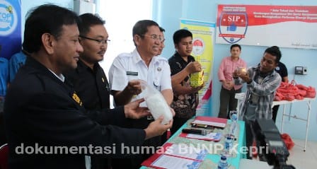 Sabu 2000 Gram Dalam Plastik Teh Cina Diamankan BNNP Kepri