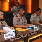 71 TKI Ilegal Diamankan Ditpolair Polda Kepri 71 TKI Ilegal Diamankan Ditpolair Polda Kepri
