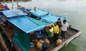 Nahkoda KLM Surya Mentari II, Ditemukan Nelayan di Pulau Sayak Dalam Kondisi Hidup Nahkoda KLM Surya Mentari II, Ditemukan Nelayan di Pulau Sayak Dalam Kondisi Hidup