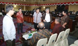 Pansus Bantuan Hukum dan Ketenagalistrikan Dibentuk Pansus Bantuan Hukum dan Ketenagalistrikan Dibentuk