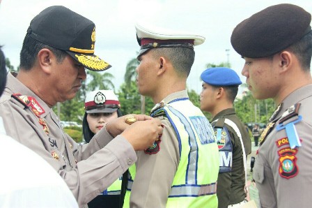 Apel Gelar Pasukan Operasi Ramadniya Tahun 2017 Apel Gelar Pasukan Operasi Ramadniya Tahun 2017