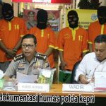 DITRESNARKOBA POLDA KEPRI MUSNAHKAN BARANG BUKTI NARKOTIKA JENIS SABU DITRESNARKOBA POLDA KEPRI MUSNAHKAN BARANG BUKTI NARKOTIKA JENIS SABU
