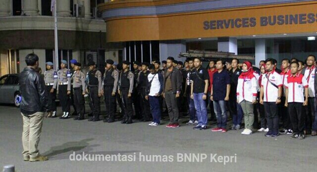 16 ORANG DI AMANKAN BNNP KEPRI SAAT RAZIA HIBURAN MALAM DI BATAM 
