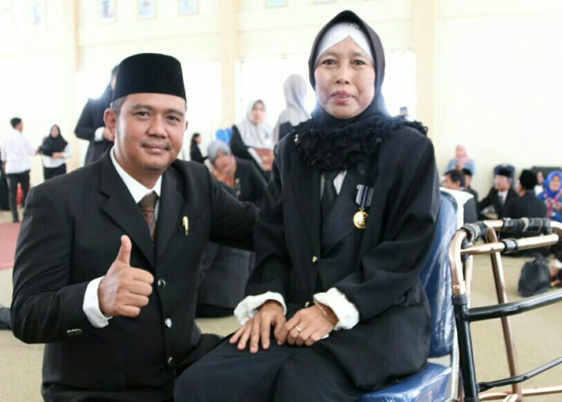 Rugayah, Sang Penerima Satyalencana Karya Satya