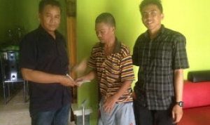 IWO Kalsel Salurkan Bantuan ke Wartawan Barito Post