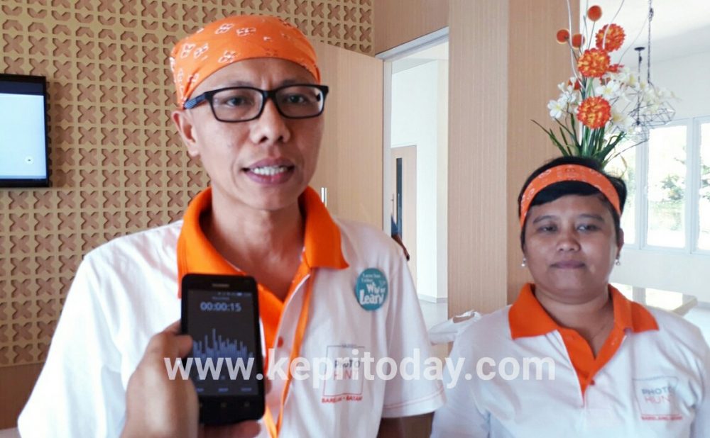 100 Fotografer Berburu Photo  Di Event Competition Black And White Photo Harris Resort Barelang 
