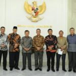 Wapres Nyatakan Bersedia Hadir di Lingga Buka Perhelatan Tamadun Melayu Wapres Nyatakan Bersedia Hadir di Lingga Buka Perhelatan Tamadun Melayu