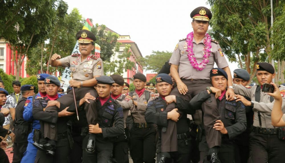 Farewell Parade Kapolda Kepulauan Riau Farewell Parade Kapolda Kepulauan Riau