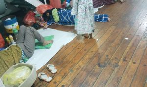 Ruang Deck Kapal KM Bukit Raya Pengap, Puluhan Penumpang Tidur di Luar