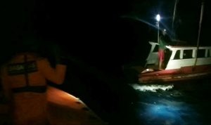 Kipas Pompong Rusak, Nelayan Natuna Tolak di Evakuasi Tim SAR Kipas Pompong Rusak, Nelayan Natuna Tolak di Evakuasi Tim SAR