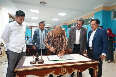 Hadiri Pelantikan Pengurus Kadin, Ini Harapan Ketua DPRD Natuna!