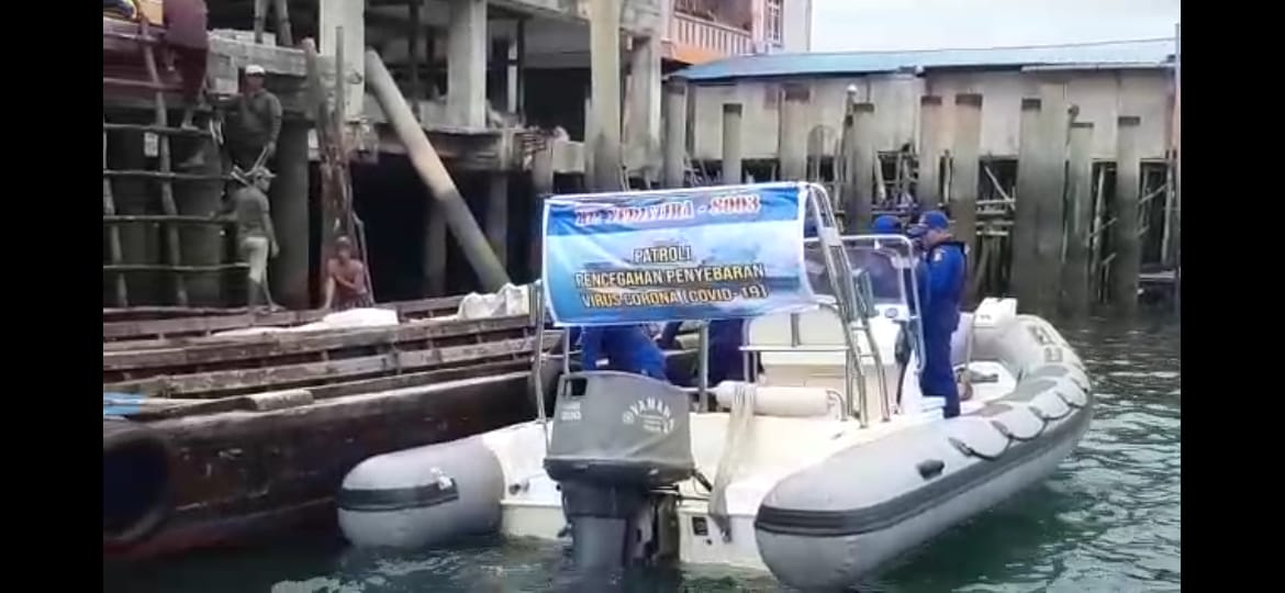 Soal Covid-19, KP. YUDISRTIRA-8003 Sampaikan Maklumat Kapolri Kepada Masyarakat Pesisir Pantai Kota Batam Soal Covid-19, KP. YUDISRTIRA-8003 Sampaikan Maklumat Kapolri Kepada Masyarakat Pesisir Pantai Kota Batam