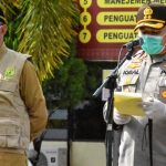 Digelar Serentak di Indonesia, Polres, TNI, Pemko Serta Stakeholder Semprotkan Cairan Disinfektan Digelar Serentak di Indonesia, Polres, TNI, Pemko Serta Stakeholder Semprotkan Cairan Disinfektan