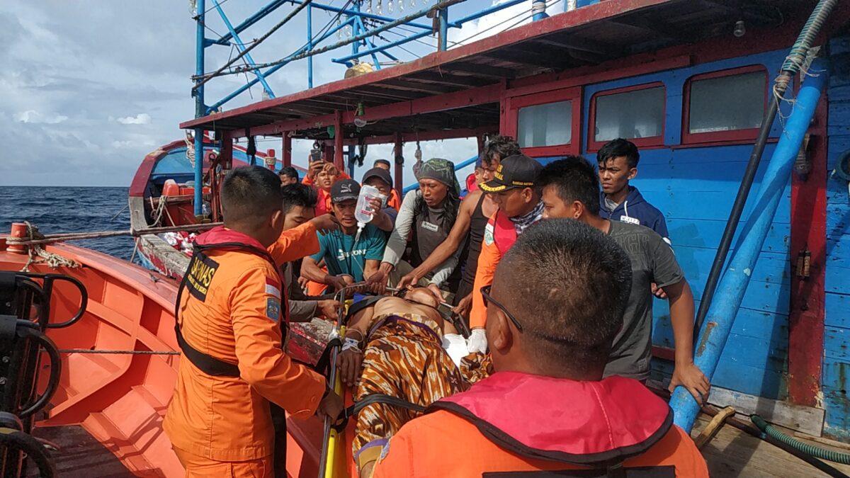 Kecelakaan Saat Kerja, Seorang Nelayan Asal Jawa di Evakuasi Tim SAR Gabungan