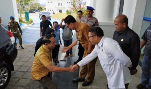 Ketua Komisi II DPRD Natuna, Turut Sambut Kedatangan Menpora RI Ketua Komisi II DPRD Natuna, Turut Sambut Kedatangan Menpora RI