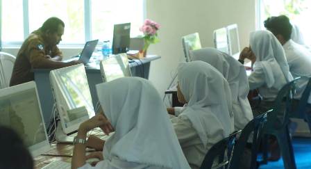 Muhammad Dali Yakin, Siswa Siap Hadapi UN Muhammad Dali Yakin, Siswa Siap Hadapi UN