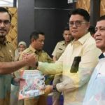 Bupati Bintan Serahkan DIPA Tahun 2020
