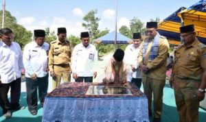 Apri Ucapkan Tahniah Atas Peresmian Gedung Balai Nikah dan Manasik Haji Binpes Apri Ucapkan Tahniah Atas Peresmian Gedung Balai Nikah dan Manasik Haji Binpes