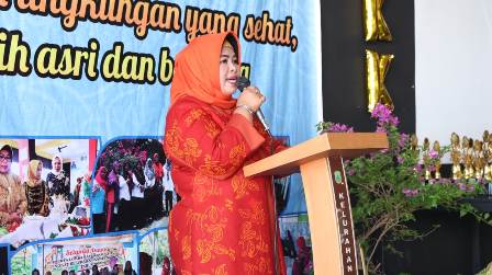Lomba PKK Kampung Bulang dimeriahkan Kiki Lida Lomba PKK Kampung Bulang dimeriahkan Kiki Lida