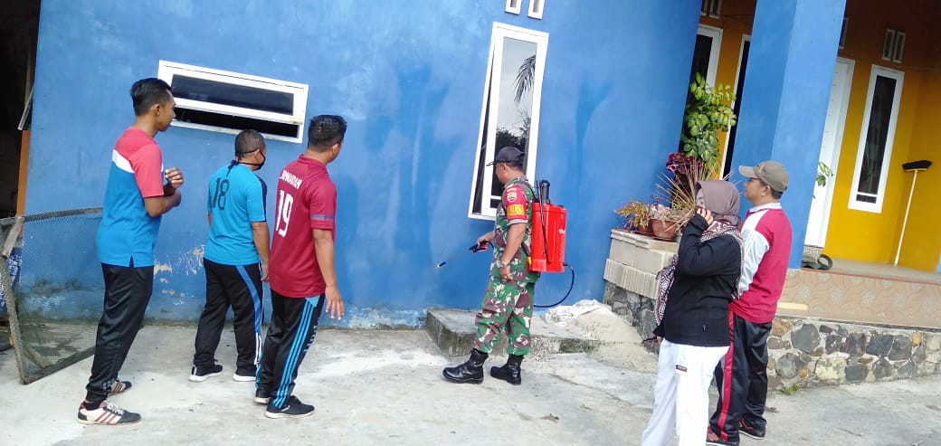 Serda Yusrial Bersama Instansi Terakait, Kembali Lakukan Penyemprotan Cairan Disinfektan
