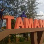 Dewan Kepemudaan Nasional (DKN) Provinsi Kepulauan Riau Lakukan Penyemprotan di Kawasan Bintan Center