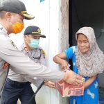 Polres Bintan Silaturrahmi dan Memberikan Tali Asih Kepada Masyarakat Polres Bintan Silaturrahmi dan Memberikan Tali Asih Kepada Masyarakat