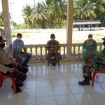 Kapolsek Bunguran Timur Bersama Danramil 01/Ranai, Pantau Peserta Karantina Desa Cemaga Selatan Kapolsek Bunguran Timur Bersama Danramil 01/Ranai, Pantau Peserta Karantina Desa Cemaga Selatan