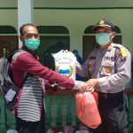Kapolsek Gunung Kijang Bersama Alumni SDN 09 Tanjungpinang Bagikan Sembako Kemasyarakat