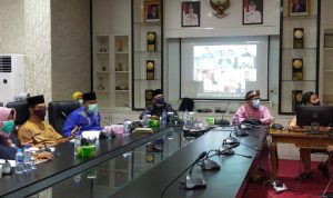 Pemko Tanjungpinang Berikan Paket Sembako Untuk 3.000 KK