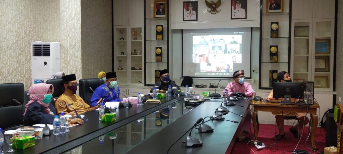 Pemko Tanjungpinang Berikan Paket Sembako Untuk 3.000 KK