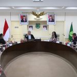 DPRD Sumsel Puji Kecepatan dan Inisiatif Bupati DRA Tangani Covid-19 DPRD Sumsel Puji Kecepatan dan Inisiatif Bupati DRA Tangani Covid-19