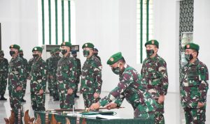 Serahterima Danrem 033/WP, Brigjen TNI Gabriel Lema, S.Sos Digantikan Oleh Kolonel Inf Harnoto, S.Sos