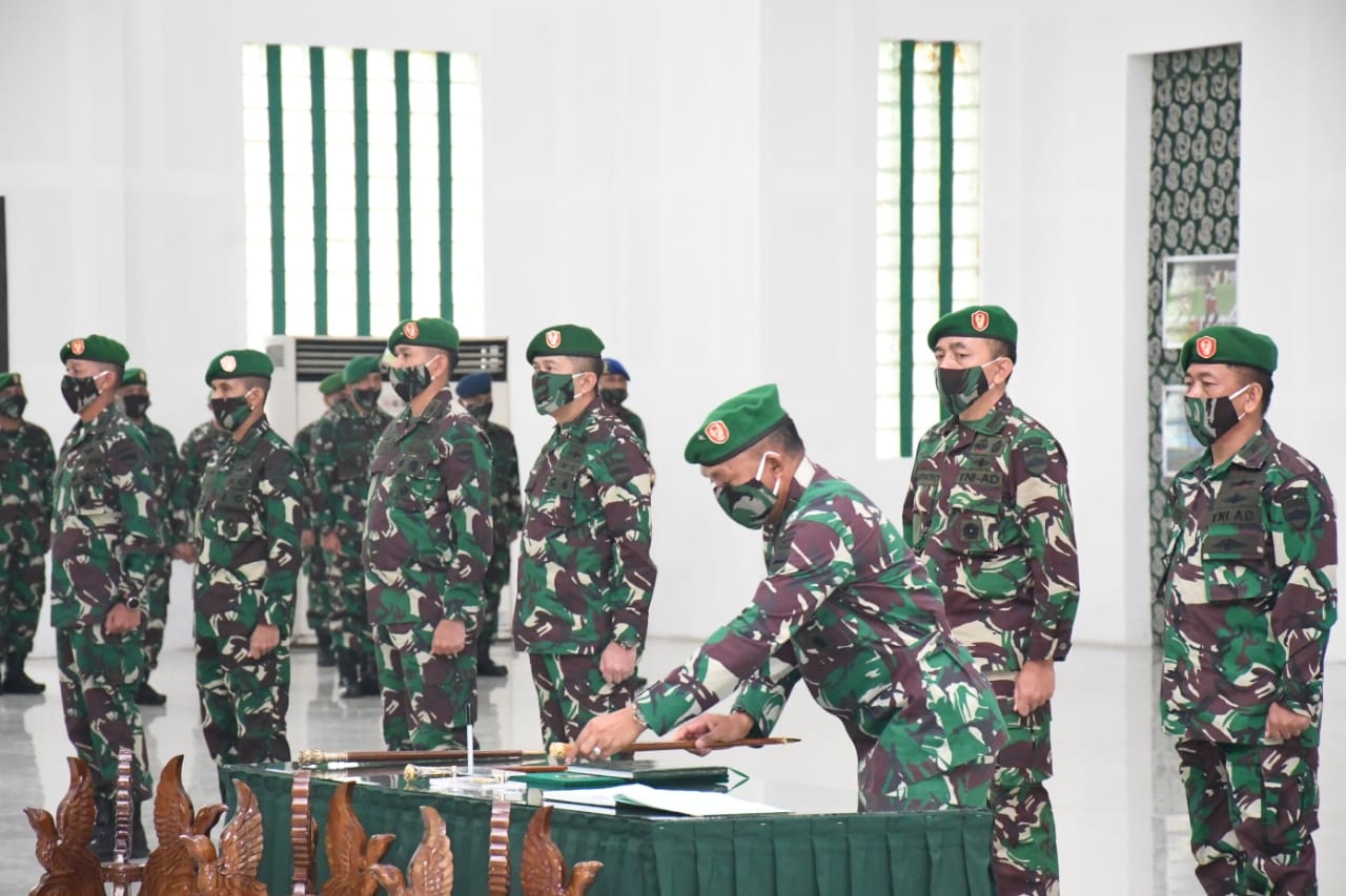 Serahterima Danrem 033/WP, Brigjen TNI Gabriel Lema, S.Sos Digantikan Oleh Kolonel Inf Harnoto, S.Sos Serahterima Danrem 033/WP, Brigjen TNI Gabriel Lema, S.Sos Digantikan Oleh Kolonel Inf Harnoto, S.Sos