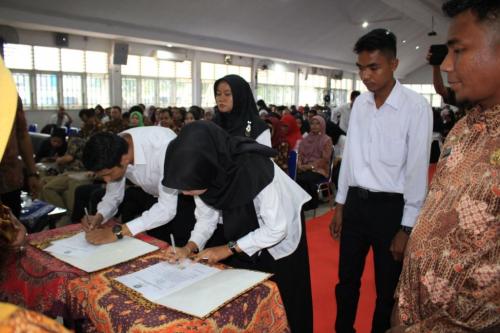 Penandatanganan Kontrak PTK Non ASN di Batam