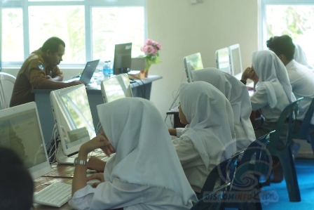 Semua Sekolah di Kepri Sudah Gelar Geladi Bersih UNBK Semua Sekolah di Kepri Sudah Gelar Geladi Bersih UNBK