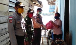 Bantuan Kapolri Berupa Beras Disalurkan Polres Bintan ke Masyarakat